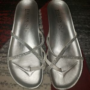 ITALIAN SHOEMAKERS Silver Thong Wedge Sandal 7